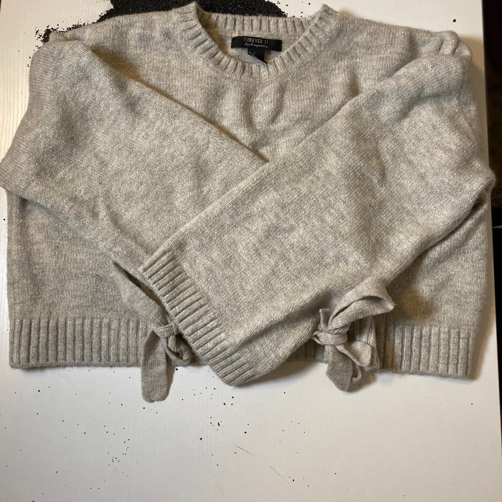 Forever21 Cropped Sweater